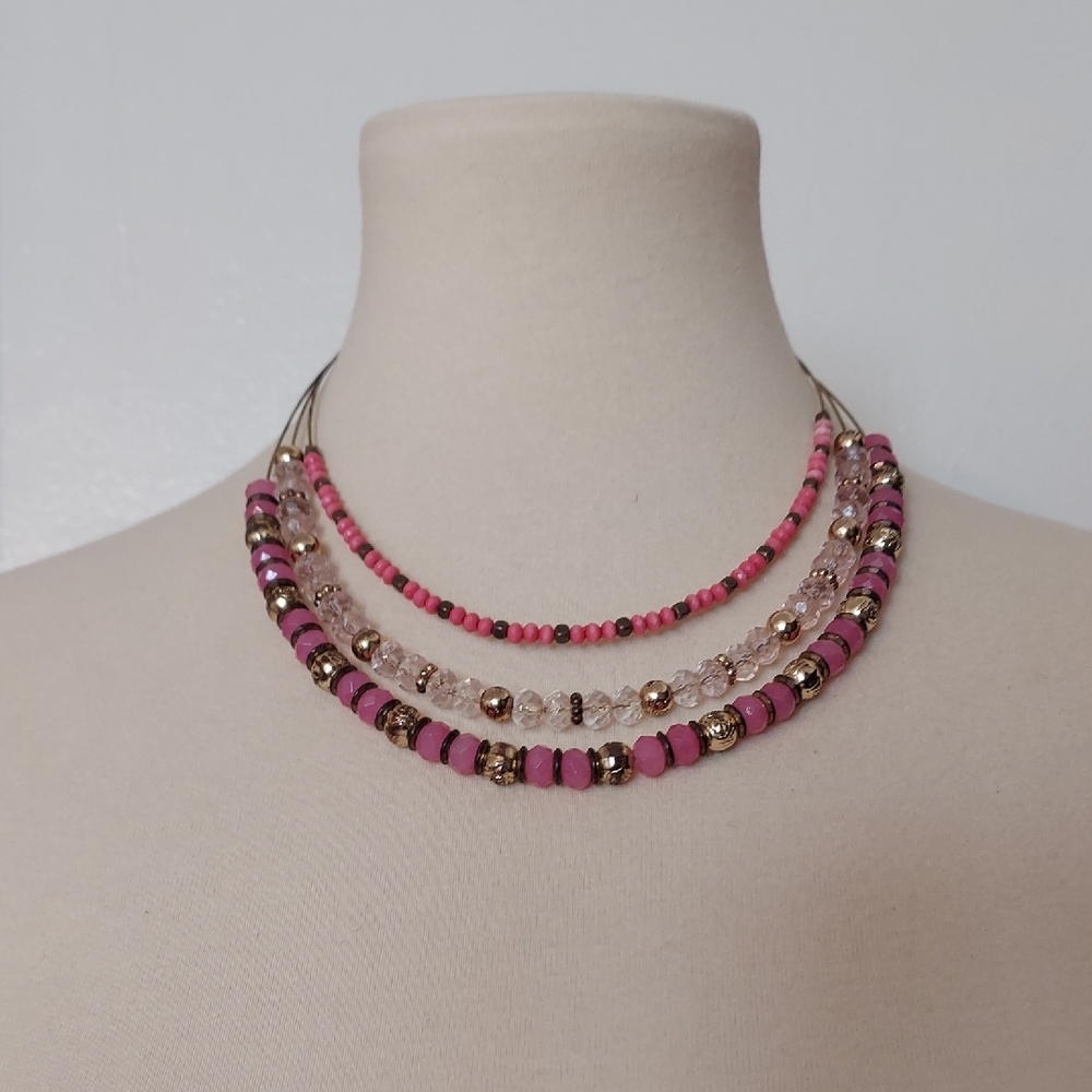 ‼️3 for $30‼️ New York & Company Chic Pink, Black and Gold Multi-Strand Necklace